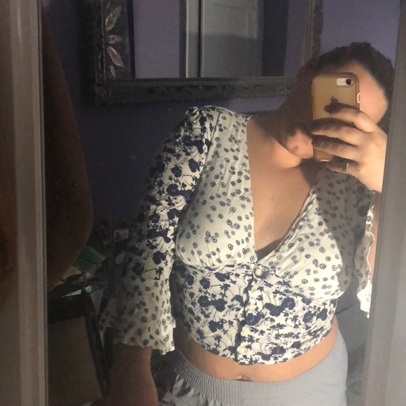 Free people bell sleeved crop top - Picture 3 of 3